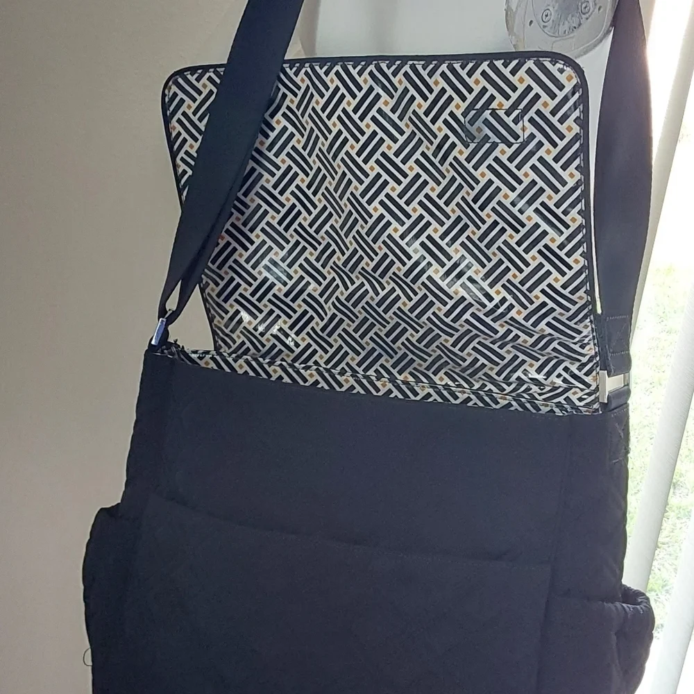 Vera BRADLEY BLACK QUILTED MULTIFUNCTIONAL NWOT BABY‎ DIAPER BAG